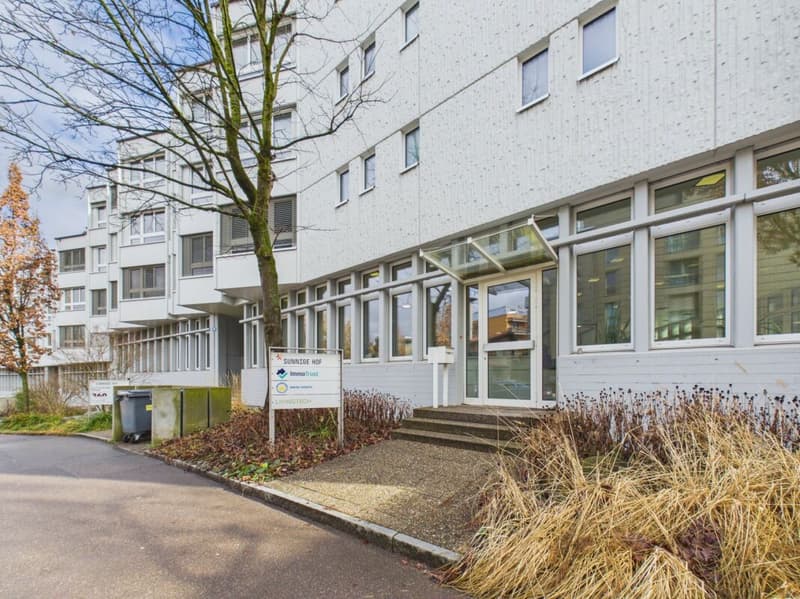 Moderner Büroplatz am Berninaplatz (7)