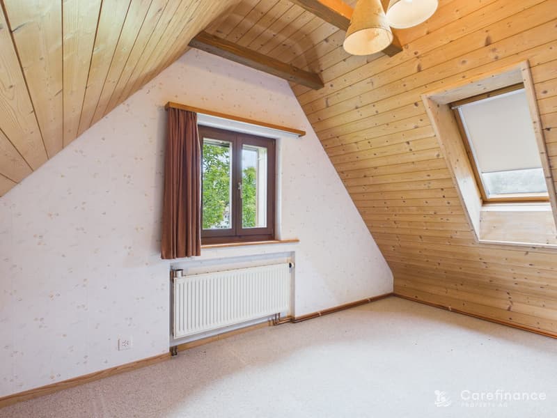 Charming 8-room two-family house with garden paradise and diverse usage possibilities (10)