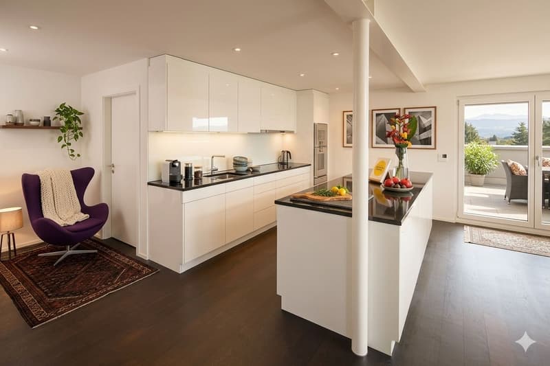 °°Beautiful Attic Apartment in Exclusive Location! °° (2)