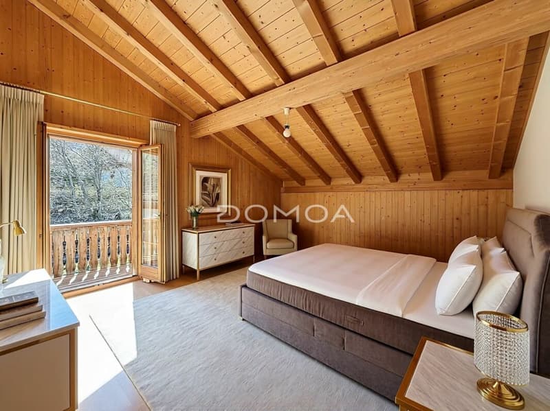 Authentic chalet with unobstructed view and large plot (7)