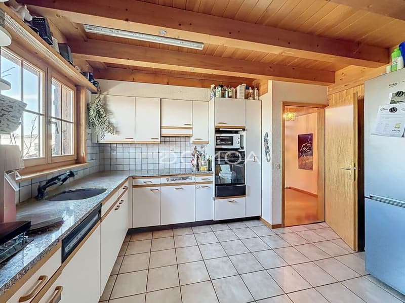 Authentic chalet with unobstructed view and large plot (6)