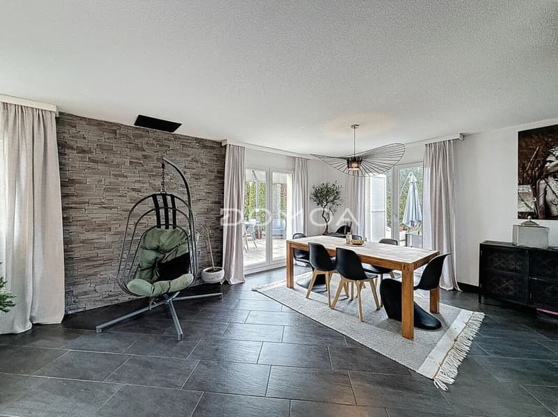!!! SOLD !!! Spacious family villa with large garden and 4 bedrooms (2)