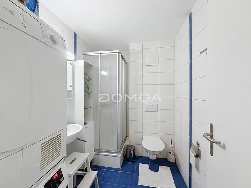 Spacious 4.5 rooms of 122 m² in the city center (5)