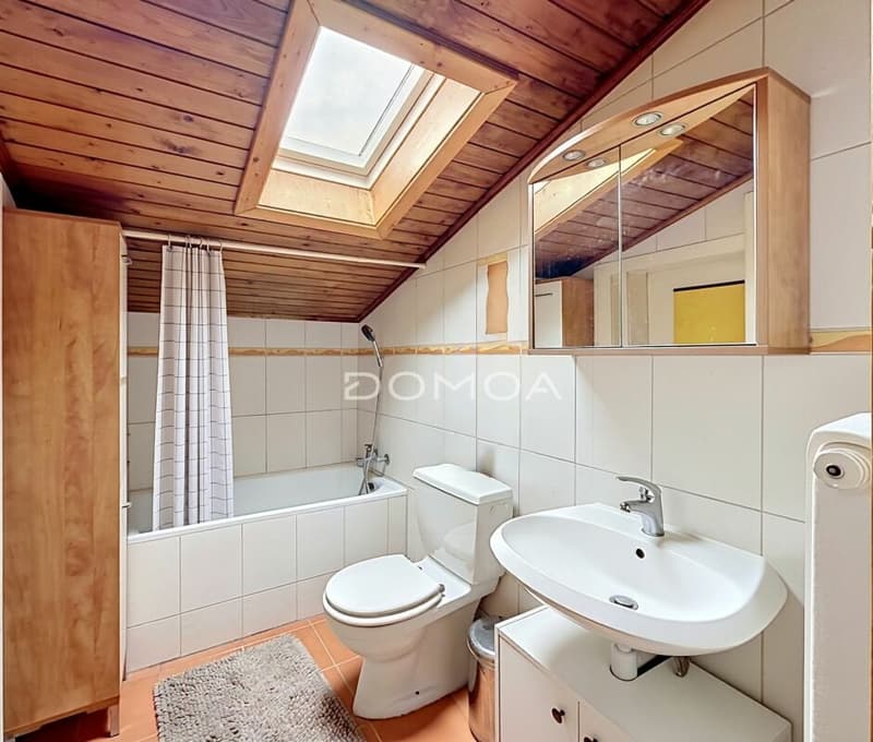 Wohnung 4,5 Zimmer im Dachgeschoss mit Balkon (7)
