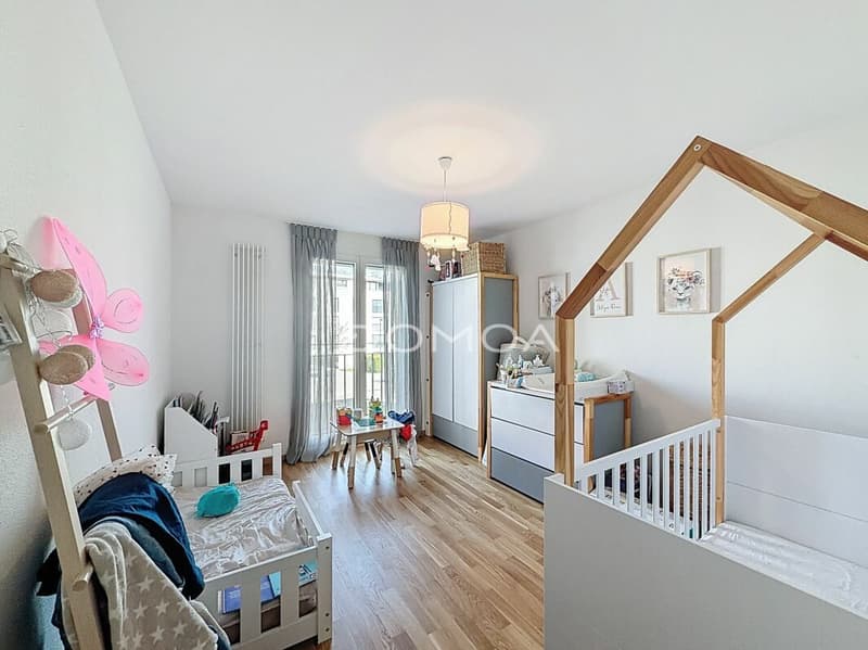 Bel appartement de 4,5 pièces avec terrasse et jardin (5)