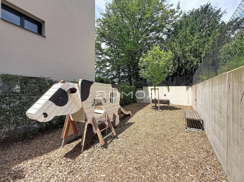 Bel appartement de 3,5 pièces avec terrasse dans un immeuble récent (14)