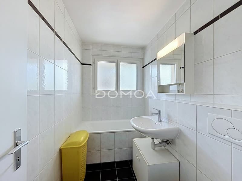 Bel appartement de 2,5 pièces au 3? étage (7)