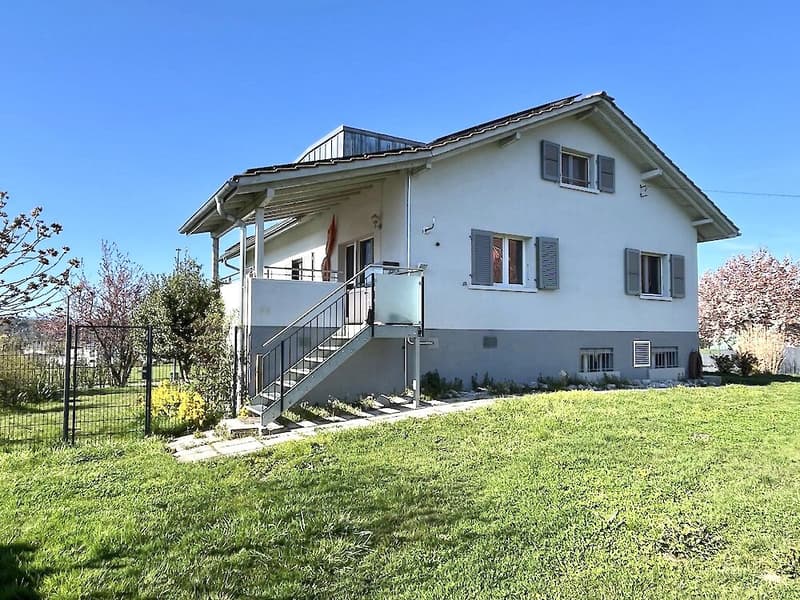 Casa di 6,5 locali con giardino (1)