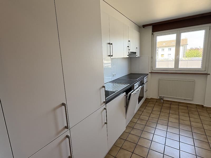 4.5 Zimmerwohnung im 1. Stock in Givisiez (6)