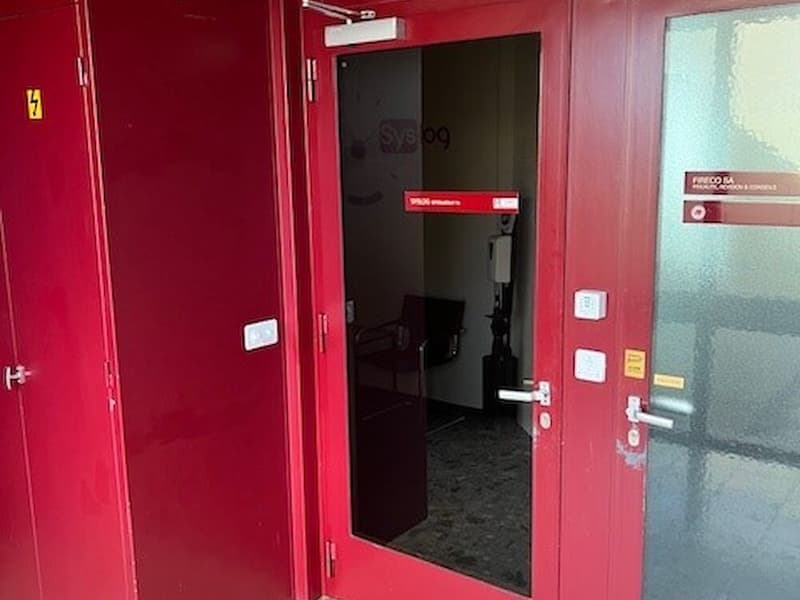 458 m² grosses Büro (in zwei oder mehr Einheiten unterteilbar) nahe des Zentrums von Fribourg (4)