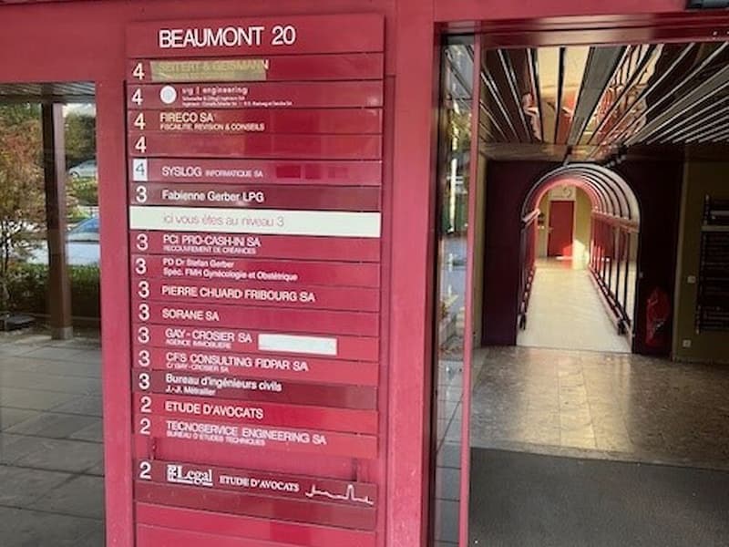 458 m² grosses Büro (in zwei oder mehr Einheiten unterteilbar) nahe des Zentrums von Fribourg (3)