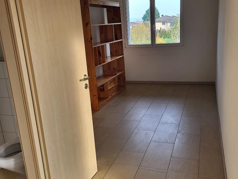 Appartamento di 5,5 locali al 1° piano a Montets (4)