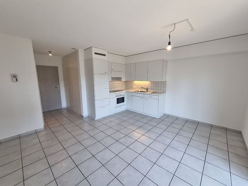 Grosszügige 2.5-Zimmerwohnung in Wünnewil (4)