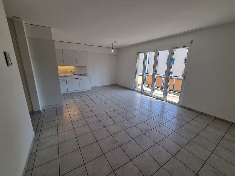 Grosszügige 2.5-Zimmerwohnung in Wünnewil (5)