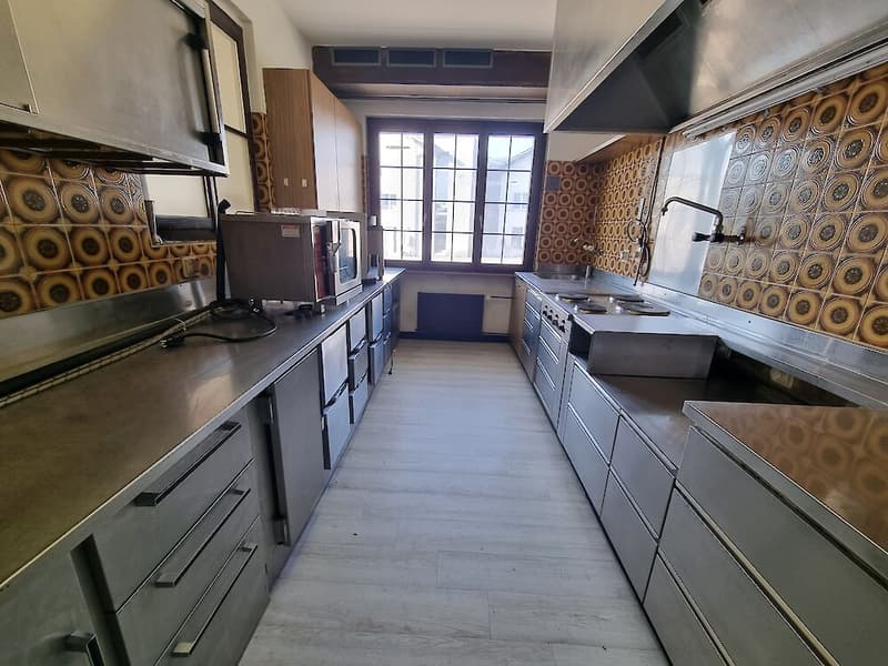 Espace commercial attractif à Oberschrot (8)