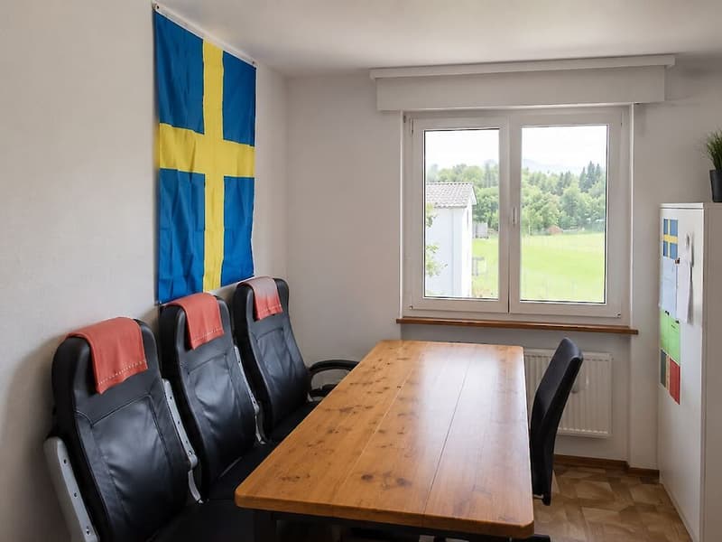 2.5-Zimmerwohnung im 2. Stock in St. Ursen (5)