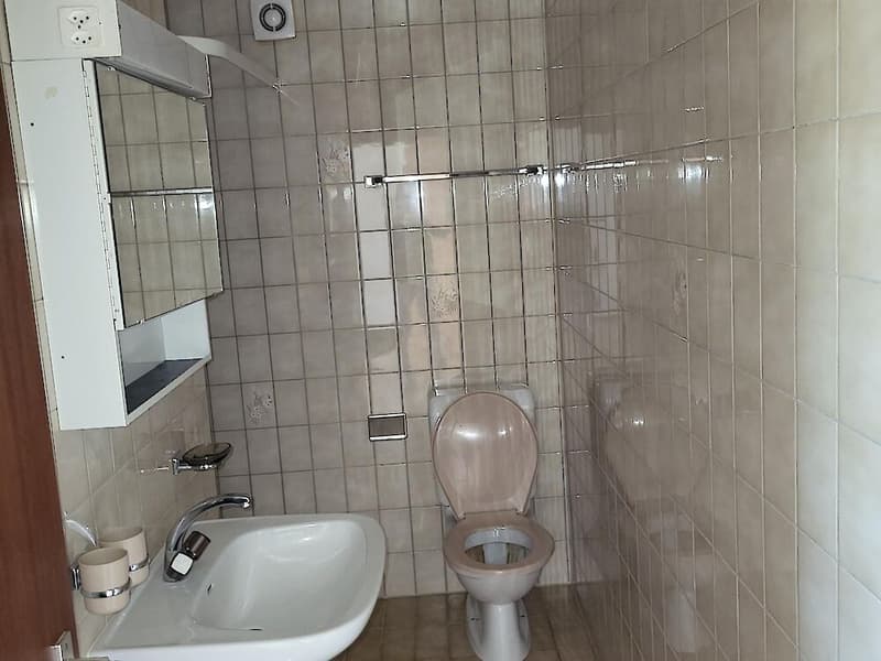 2.5 Zimmerwohnung in einer Mietliegenschaft in Belfaux (9)