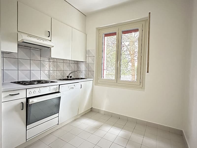 Renovierte 2.5-Zimmerwohnung im Beaumont-Quartier (2)