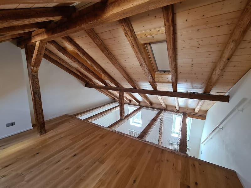 Charmante 2.5 Duplex-Wohnung im Alt-Quartier (9)