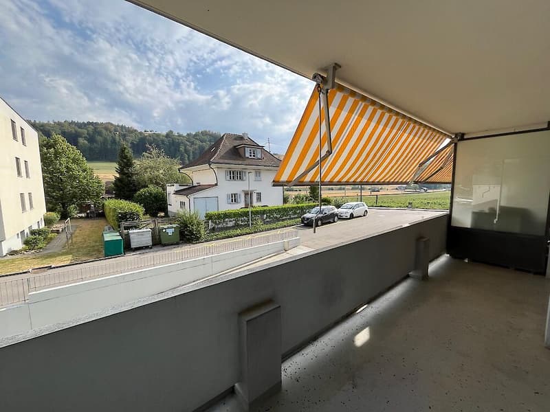 Charmante 3.5-Zimmer-Wohnung im Herzen von Stettlen (1)