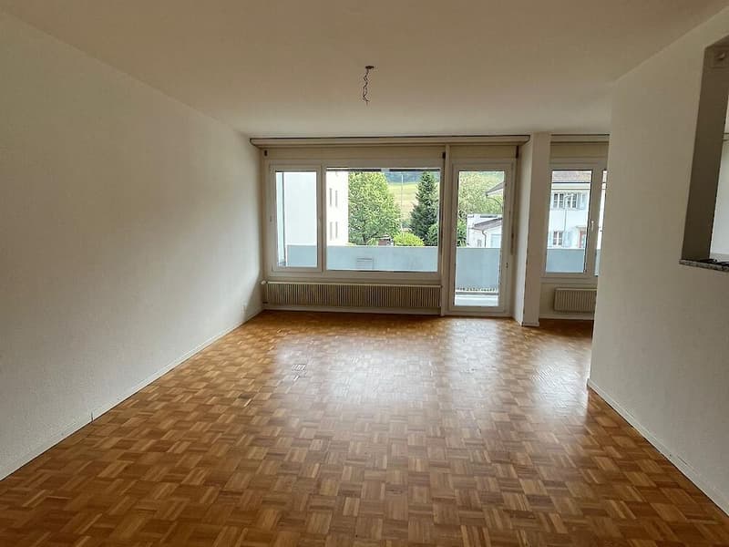 Charmante 3.5-Zimmer-Wohnung im Herzen von Stettlen (7)