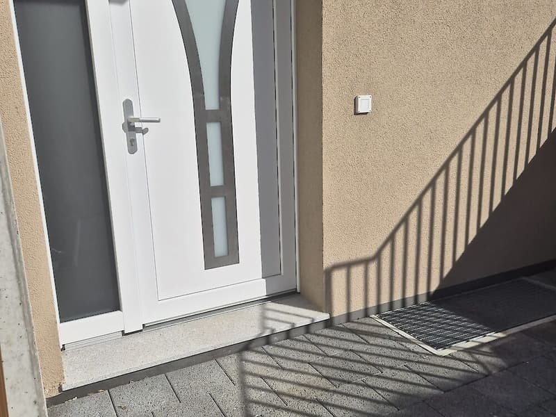 Moderne 4.5-Zimmerwohnung in Giffers zu vermieten (10)