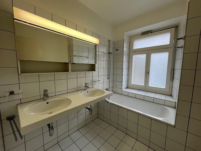 Renovierte Wohnung im Herzen der Freiburger Unterstadt (10)