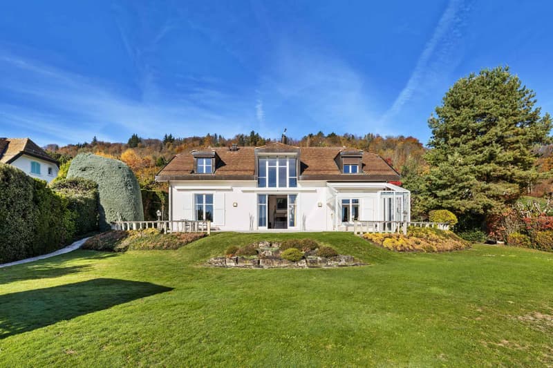 Villa elegante con panorama sul Lago di Ginevra e le Alpi (6)