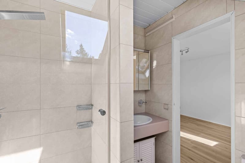 Elégante villa rénovée avec grand jardin à l'abri des regards et studio privé à Commugny (13)