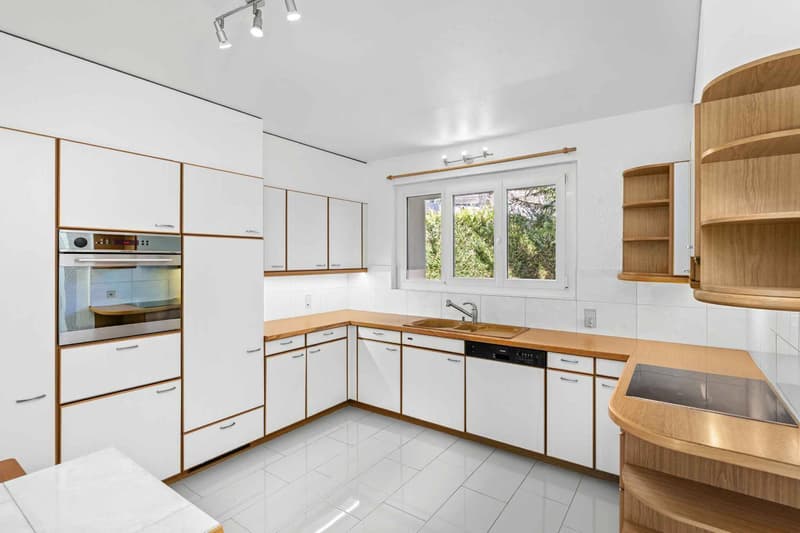 Elégante villa rénovée avec grand jardin à l'abri des regards et studio privé à Commugny (9)