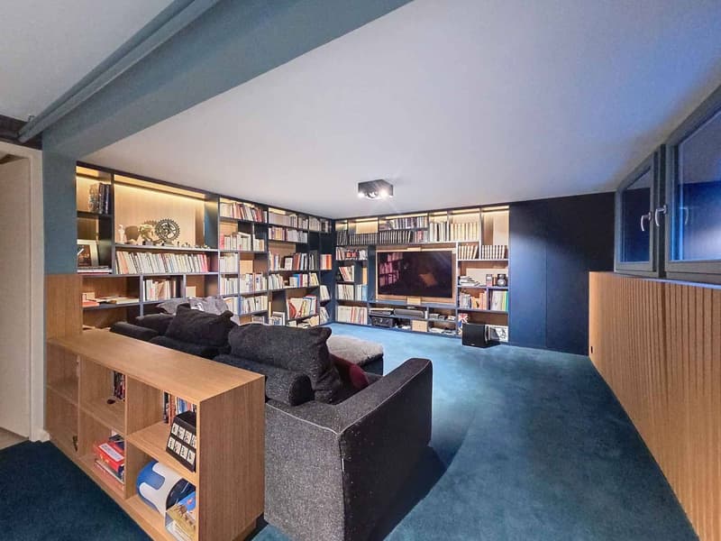Elegant house with private garden in the heart of Terre-Sainte (10)