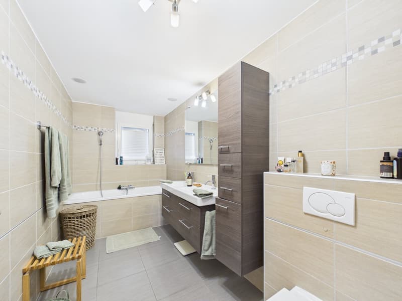 Appartement lumineux 5 pièces avec vue sur les montagnes à Ried-Brig (7)