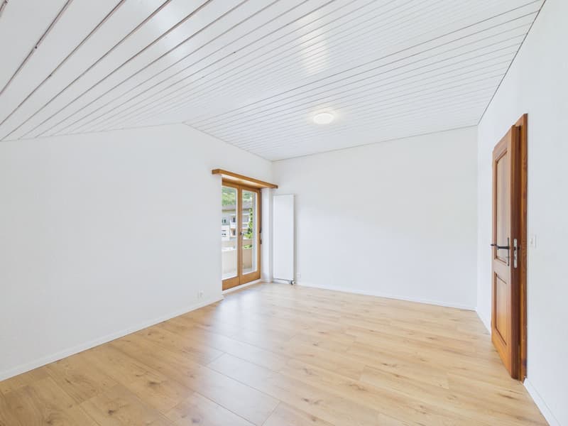 Living with a view - Spacious 6-room duplex attic apartment in Susten (6)