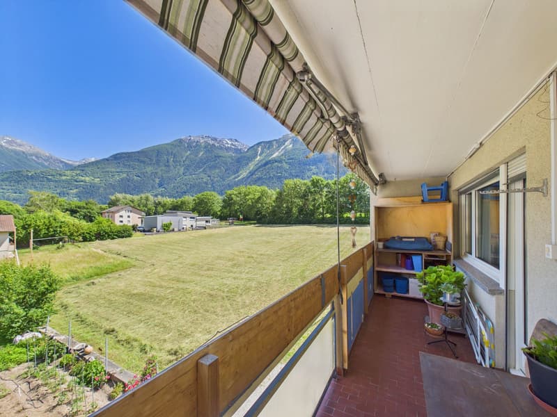 Appartement familial de 4,5 pièces avec balcon et vue imprenable à Susten (8)