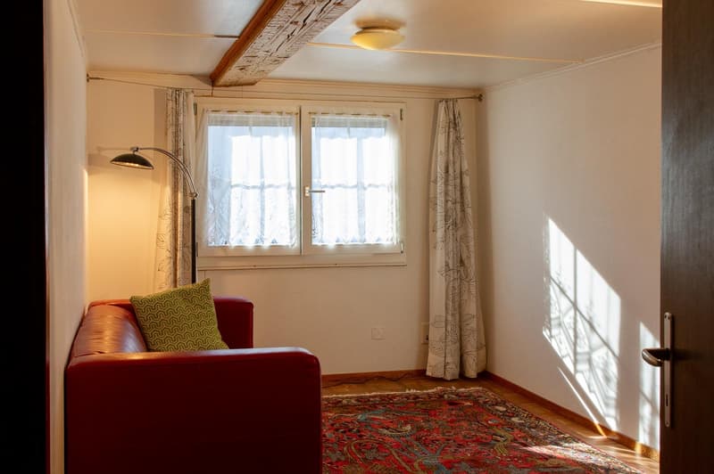 3.5-Zimmer-Wohnung in Hohtenn – Historischer Charme mit eigenem Garten (8)