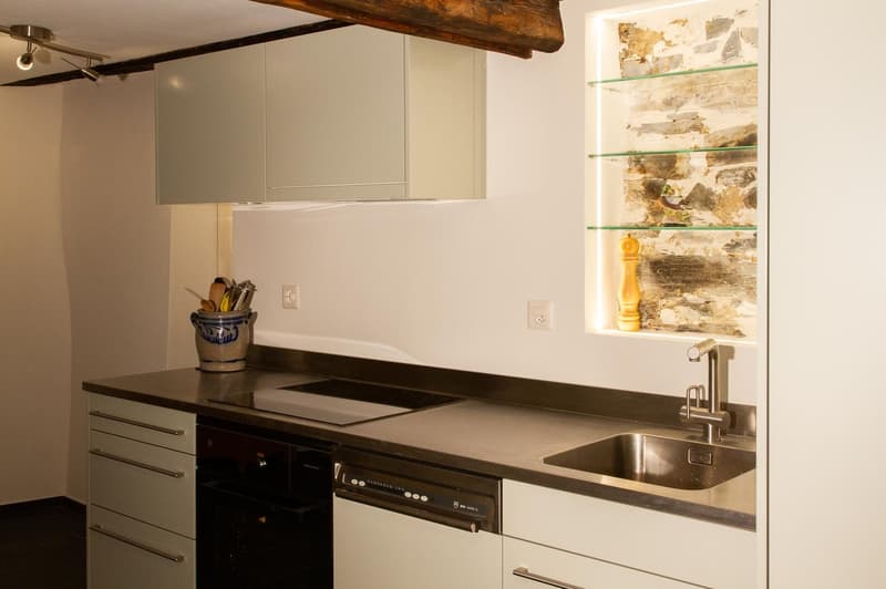 3.5-Zimmer-Wohnung in Hohtenn – Historischer Charme mit eigenem Garten (5)