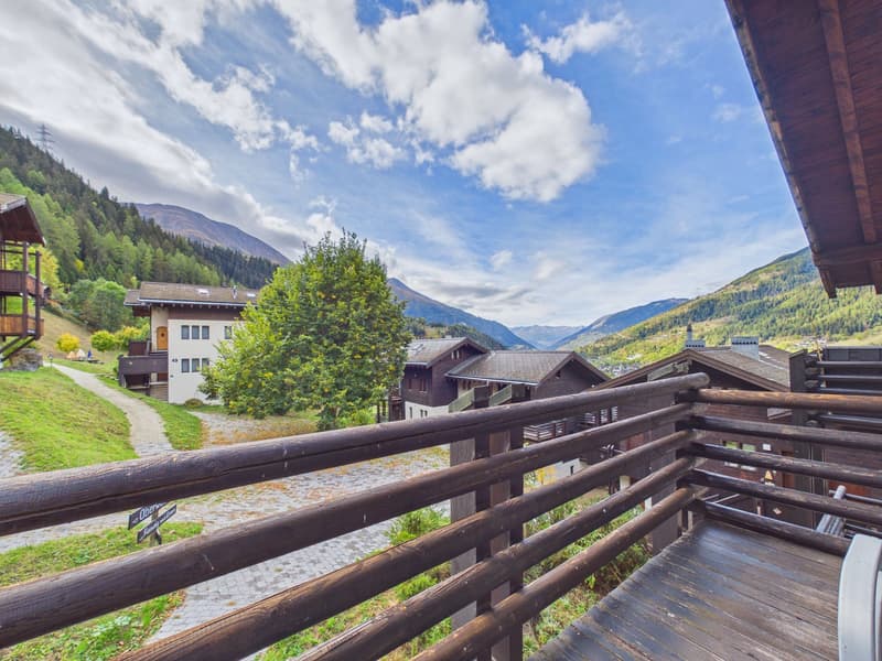 Grosszügige 4.5-Zimmer-Duplex-Attikawohnung mit Panoramablick in Ernen (9)