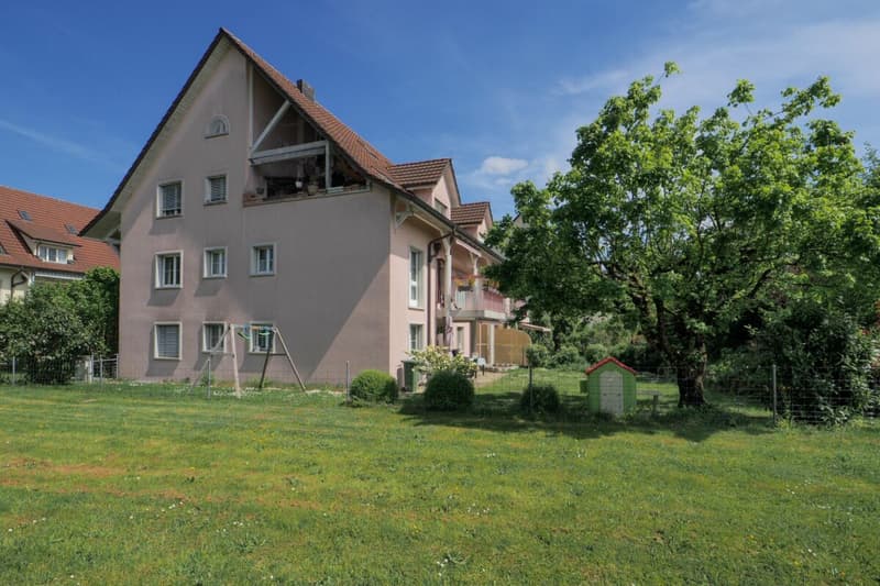 Appartement spacieux 3.5 (4.5) pièces au milieu du verdoyant (4)