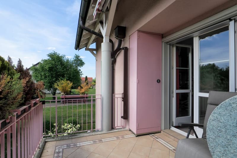 Appartement spacieux 3.5 (4.5) pièces au milieu du verdoyant (5)