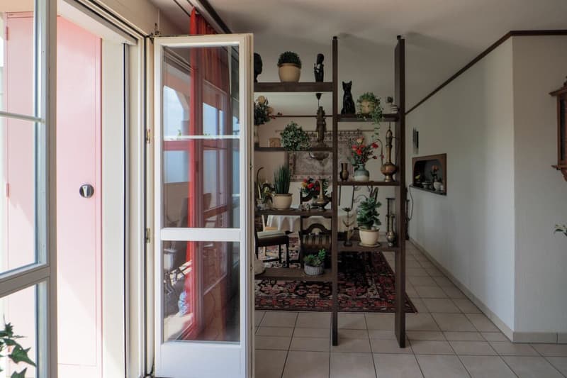 Appartement spacieux 3.5 (4.5) pièces au milieu du verdoyant (8)