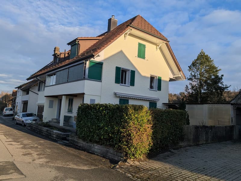 Appartement mansardé de 5 pièces confortable avec plan pratique (10)