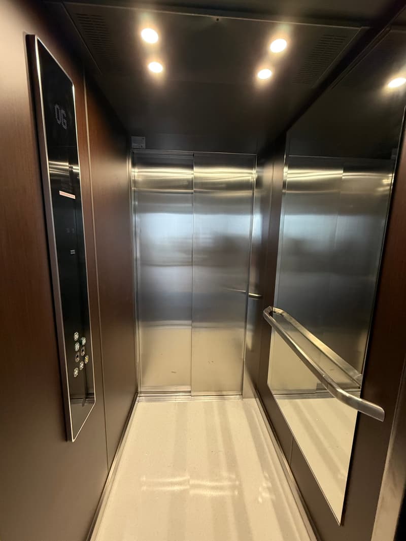 Exklusive 2.5-Zimmer-Loftwohnung mit Ausbaupotenzial zu 4.5 Zimmern – Modern, Hell & Luxuriös (7)