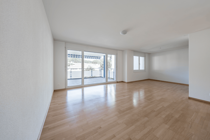 Helle 3.5-Zimmer-Eigentumswohnung mit grosszügigem Balkon in Freienstein (ZH) (1)