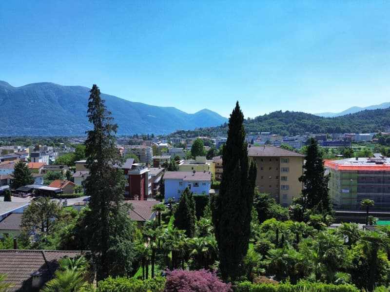 Attico di charme si 4.5 locali, terrazze panoramiche, comfort e stile (11)