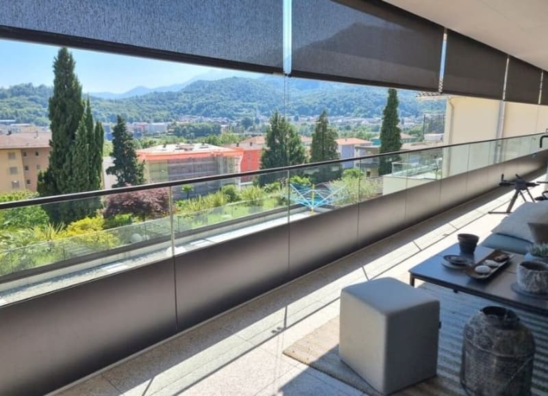 Attico di charme si 4.5 locali, terrazze panoramiche, comfort e stile (9)