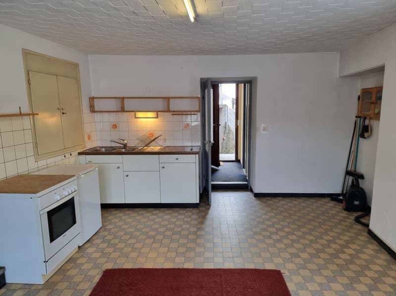 Casa di 4.5 locali + Rustico da ristrutturare, con giardino e posteggio (4)