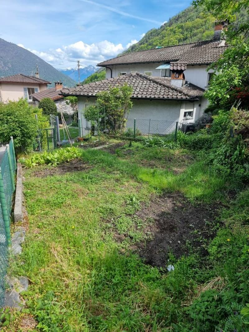 Casa di 4.5 locali + Rustico da ristrutturare, con giardino e posteggio (7)