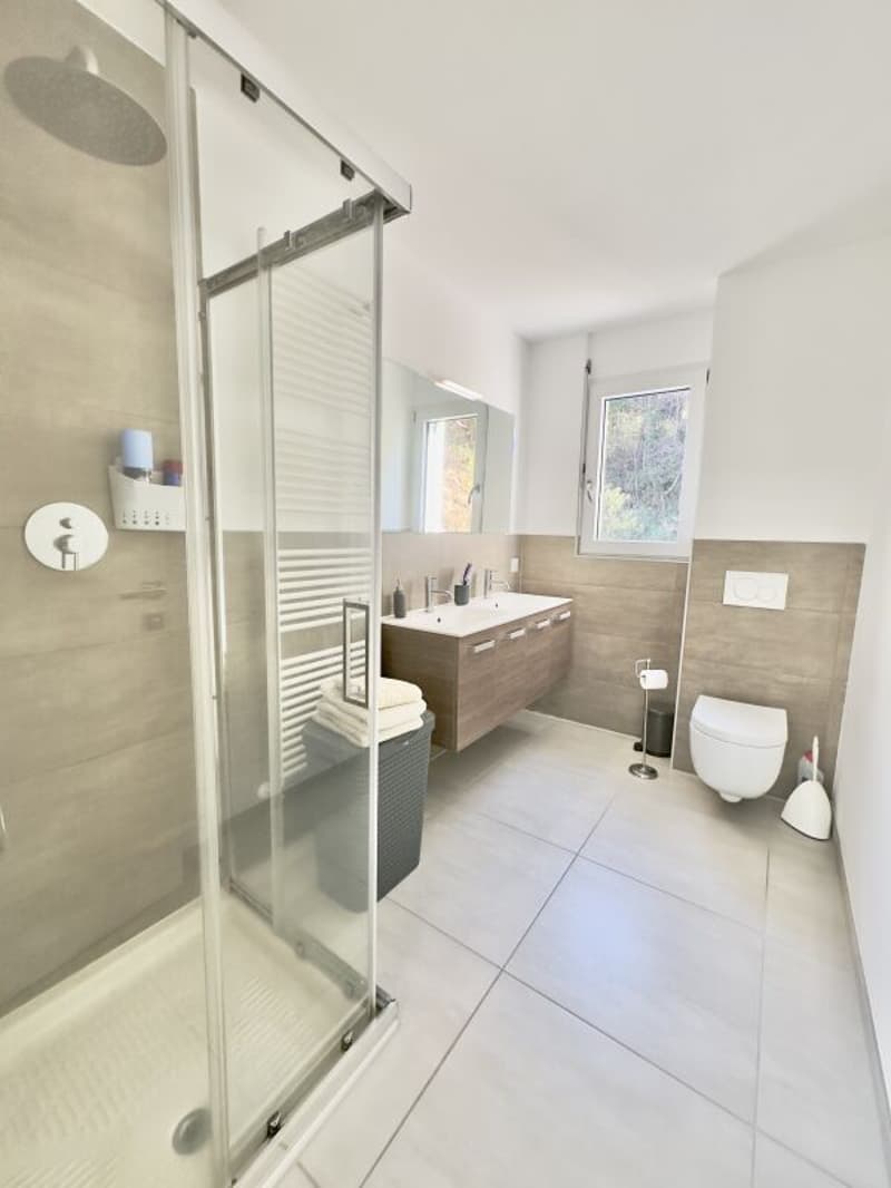 Appartamento di 4 ½ locali con terrazza  panoramica e 2 posteggi (7)