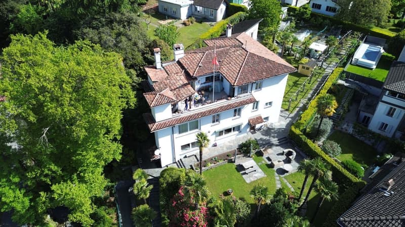 Oasi di Charme: Elegante Appartamento Vintage con Giardino (8)