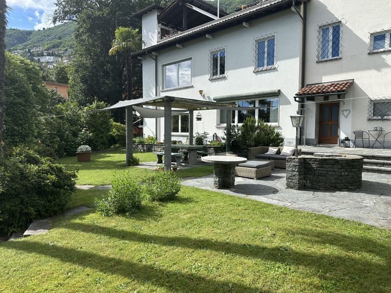 Oasi di Charme: Elegante Appartamento Vintage con Giardino (28)